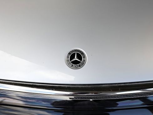 Used 2023 Mercedes-Benz EQS 450+ 4MATIC Sedan image 14