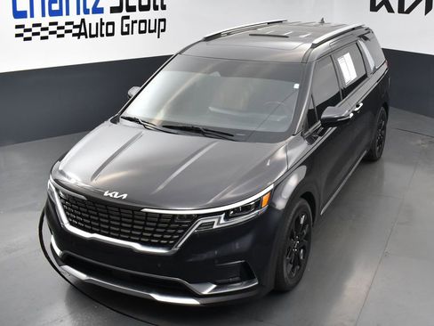 Used 2022 Kia Carnival SX Prestige FWD image 9