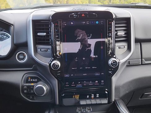 Used 2025 RAM 1500 Big Horn AWD/4WD image 14