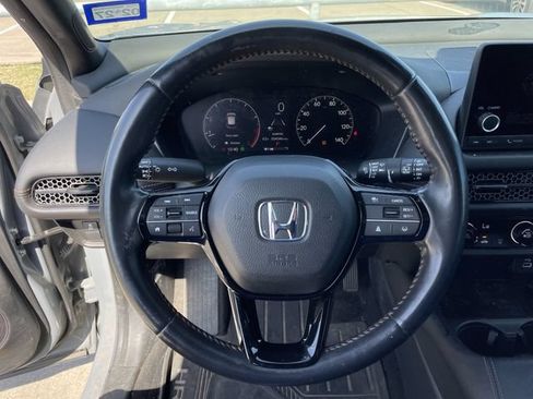 Used 2023 Honda HR-V Sport image 11
