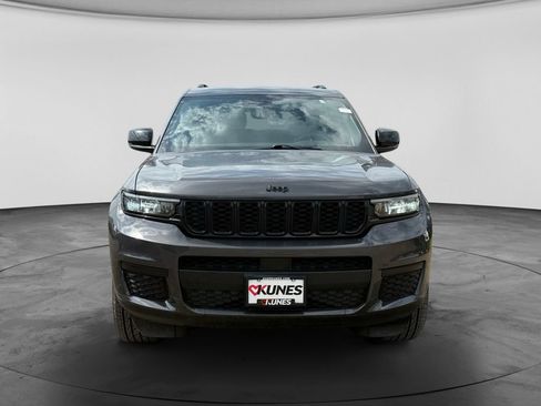 Used 2023 Jeep Grand Cherokee L Laredo AWD/4WD image 4