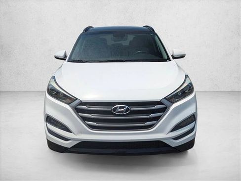 Used 2017 Hyundai Tucson Value FWD image 2