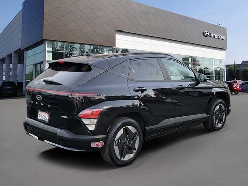 Certified 2024 Hyundai Kona SEL image 4