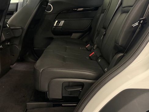Used 2018 Land Rover Discovery SE AWD/4WD image 22