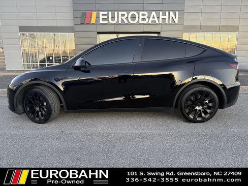 Used 2024 Tesla Model Y Long Range image 2