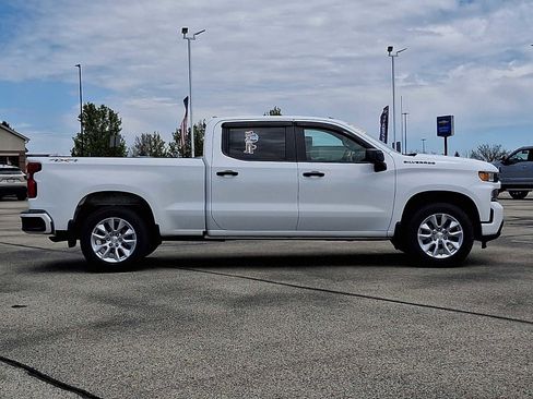 Used 2021 Chevrolet Silverado 1500 Custom w/ LPO, Dark Essentials Package image 8