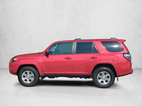 Used 2021 Toyota 4Runner SR5 image 5