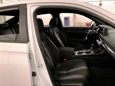 Used 2022 Honda Civic Sport image 7