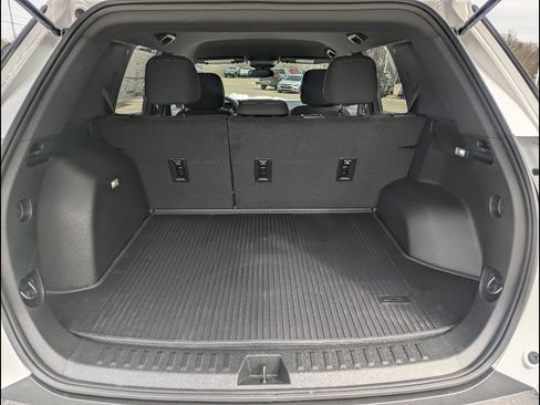 New 2026 Chevrolet Equinox LT w/ Midnight Edition image 15