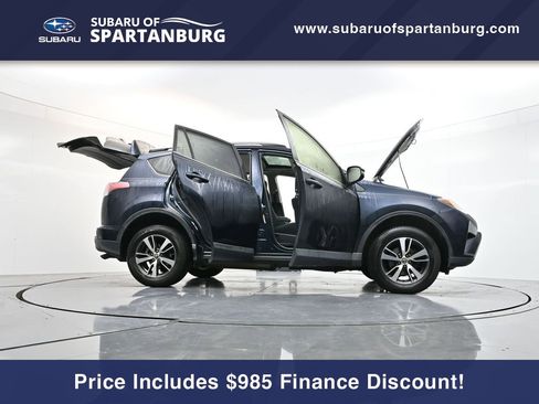 Used 2018 Toyota RAV4 XLE image 39