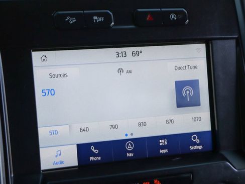 Used 2018 Ford F150 XLT w/ Equipment Group 302A Luxury AWD/4WD image 28