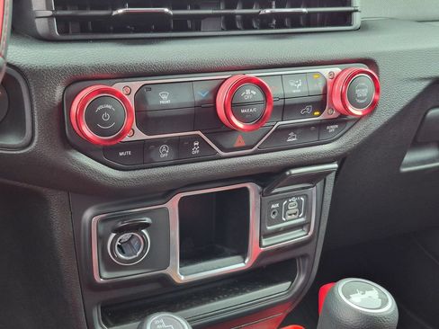 Used 2024 Jeep Wrangler Sport AWD/4WD image 13