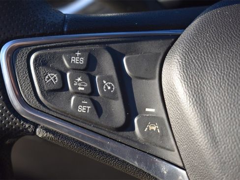 Used 2020 Chevrolet Equinox LS w/ LS Convenience Package image 30