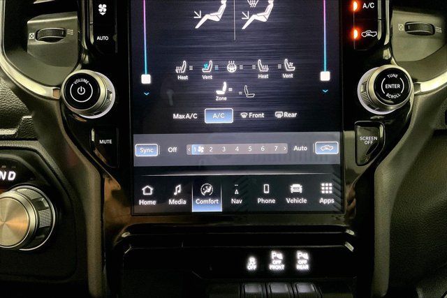 Used 2025 RAM 1500 Laramie AWD/4WD image 32