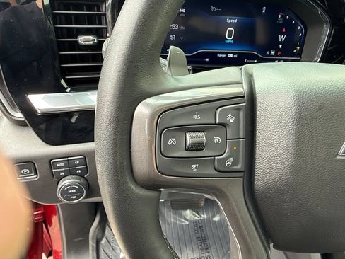 Used 2023 Chevrolet Silverado 1500 High Country w/ Z71 Off-Road Package AWD/4WD image 17