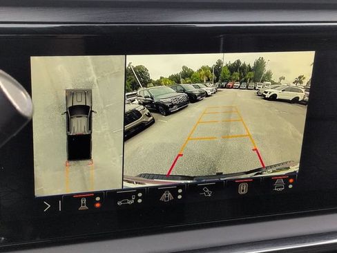 Used 2025 GMC Sierra 2500 AT4X AWD/4WD image 21