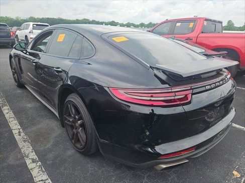 Used 2017 Porsche Panamera RWD image 9