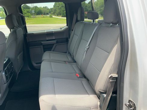 Used 2019 Ford F150 XLT w/ Equipment Group 302A Luxury AWD/4WD image 19
