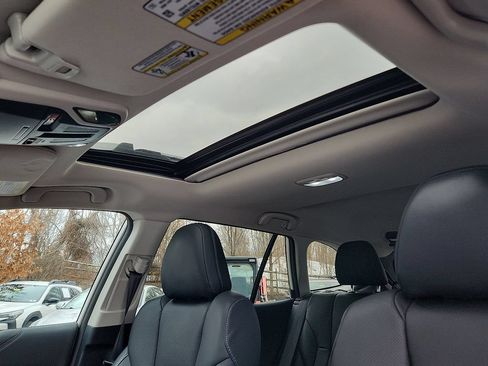 Certified 2023 Subaru Outback Touring XT AWD/4WD image 16
