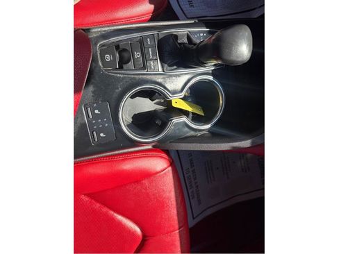 Used 2019 Toyota Camry XSE FWD image 18