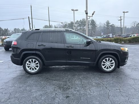 Used 2021 Jeep Cherokee Latitude image 8