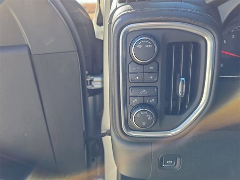 Used 2020 Chevrolet Silverado 1500 LT w/ Texas Edition image 27