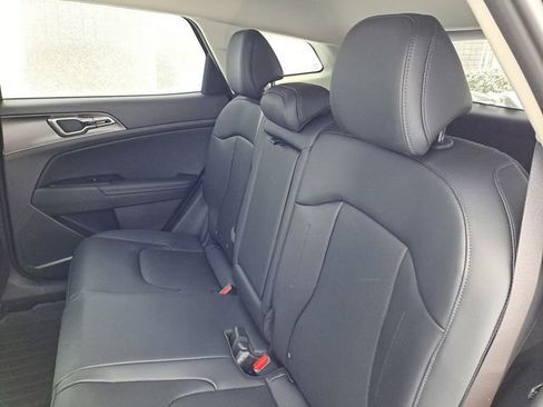 New 2026 Kia Sportage EX image 18
