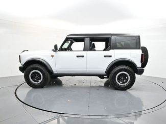 New 2025 Ford Bronco Badlands w/ Sasquatch Package video 4