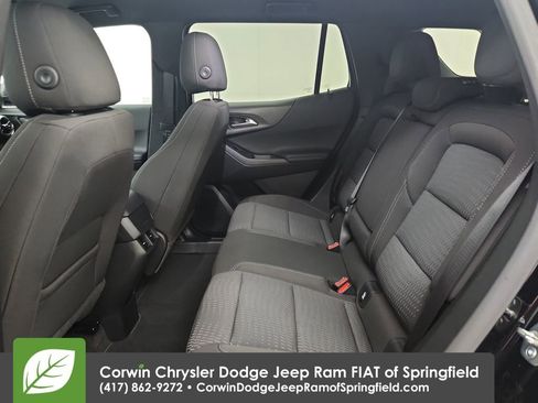 Used 2026 Chevrolet Equinox LT FWD image 28