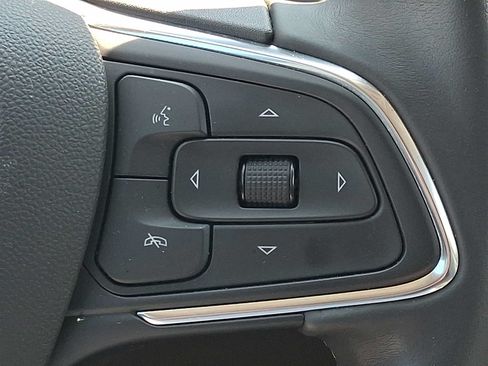 Used 2023 Buick Envision Essence AWD/4WD image 21