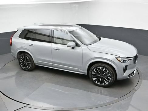 New 2026 Volvo XC90 T8 Plus w/ Protection Package Premier AWD/4WD image 45