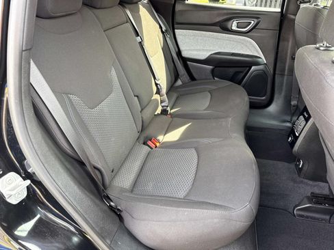 Used 2025 Jeep Compass Sport AWD/4WD image 24