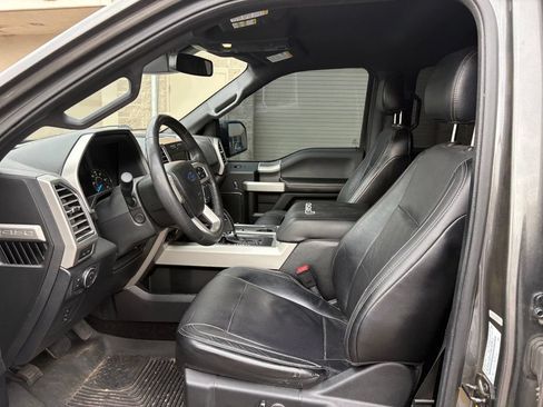 Used 2015 Ford F150 Lariat w/ Equipment Group 502A Luxury AWD/4WD image 16