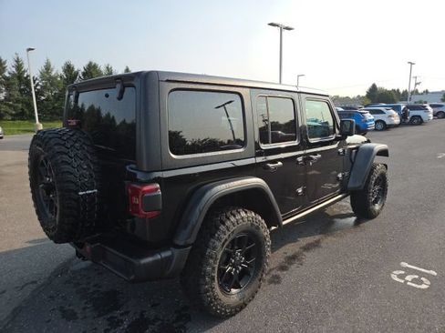 Used 2024 Jeep Wrangler Unlimited Sport AWD/4WD image 16