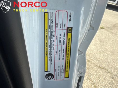 Used 2023 RAM ProMaster 2500 image 22