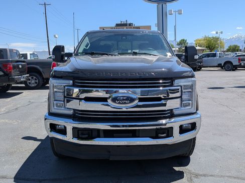 Used 2018 Ford F350 Lariat w/ Lariat Ultimate Package AWD/4WD image 11