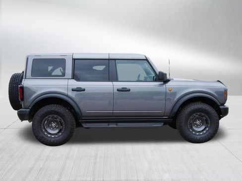 Used 2025 Ford Bronco Badlands w/ Sasquatch Package AWD/4WD image 8