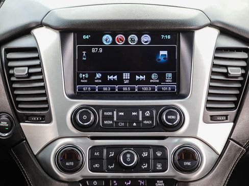 Used 2020 GMC Yukon XL SLT image 13