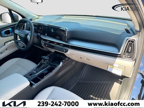 New 2026 Kia Sorento S image 13
