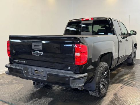 Used 2017 Chevrolet Silverado 1500 LT w/ Midnight Edition AWD/4WD image 6