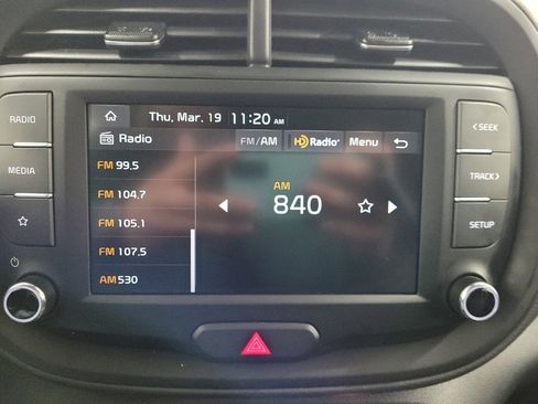 Used 2025 Kia Soul LX w/ LX Technology Package image 25