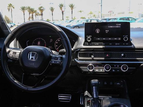 Used 2025 Honda Civic Sport image 13