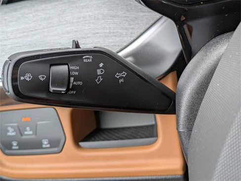 New 2025 Volkswagen ID. Buzz Pro S image 30