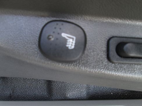 Used 2003 Ford Explorer Sport Trac XLT image 22