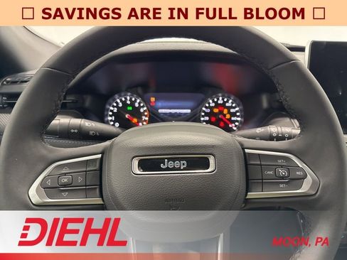 New 2026 Jeep Compass Latitude image 22