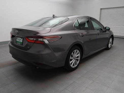 Used 2021 Toyota Camry LE FWD image 9