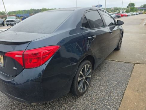 Used 2019 Toyota Corolla SE FWD image 13