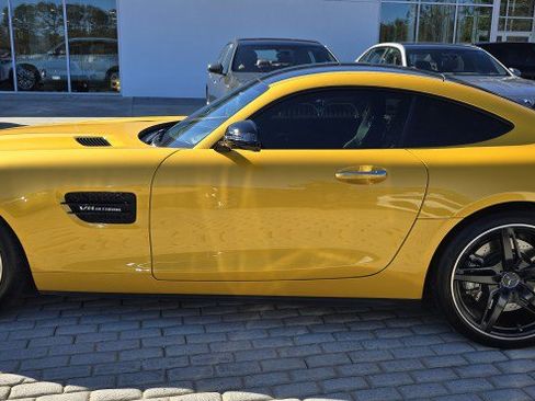 Used 2017 Mercedes-Benz AMG GT Coupe image 9