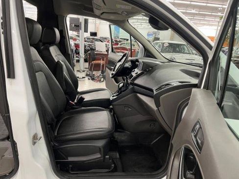 Used 2022 Ford Transit Connect XL FWD image 22