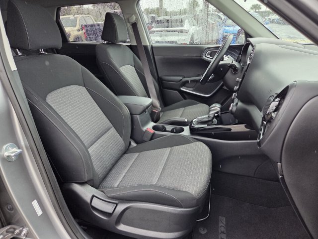 Used 2024 Kia Soul EX FWD image 16